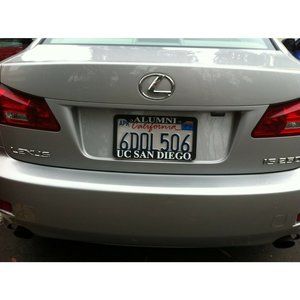 ALUMNI UC San Diego License Plate Frame Black & White Plastic | Great Condition